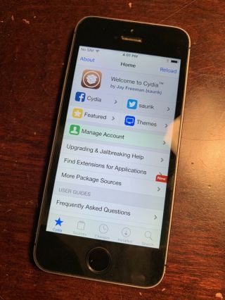 RARE - Apple iPhone 5s Space Grey 32GB  Jailbroken Untethered iOS 9.  0.  2 2