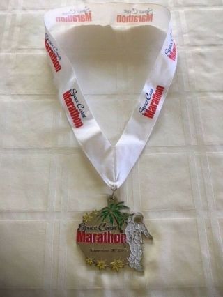 Rare 2008 Space Coast Marathon Finishers Medal Palm Tree / Astronaut Design