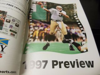 1997 NOTRE DAME NCAA FOOTBALL YEARBOOK PREVIEW BLUE AND GOLD ANNUAL RARE 2
