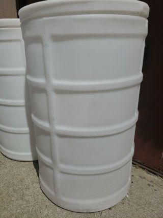 55 gallon rarely Barrel Drum Plastic White barrels drums,  food grade. 2