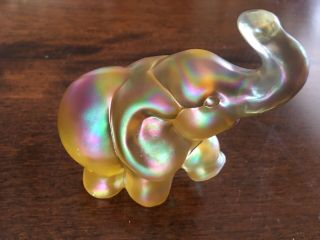 Rare Fenton Elephant Amber Yellow Opalescent Art Glass Trunk Up With Sticker Vg,