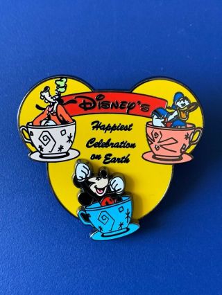 2005 Disney Pin - Mickey Mouse - Donald Duck & Goofy Riding The Teacups - Rare