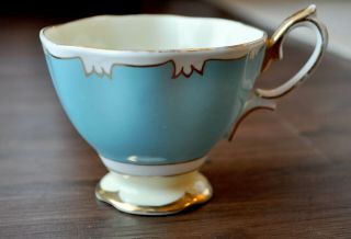 Rare Vintage Royal Albert Bone China England Blue - White Gold Scalloped Cup