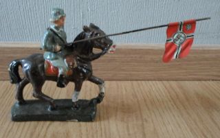 Rare Prewar Elastolin Lineol German Soldier On Horse With Political Flag - Wwii
