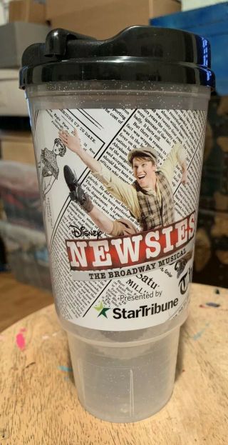 Rare Extra Large Newsies Tour Broadway Sippy Cup & Straw Chanhassen Theatre,  Mn