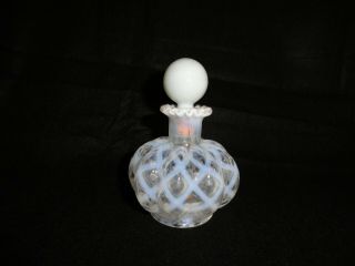 Rare Vintage Fenton French Opalescent Diamond Optic Perfume Bottle W/stopper