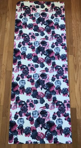 Rare Lululemon The Hot Towel Mat Inky Floral Ghost Inkwell Bumble Berry 26” X71”