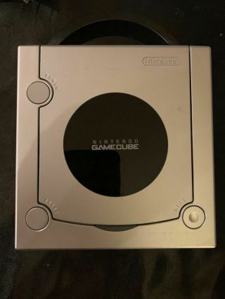 Near (rare) Nintendo Gamecube Platinum Console Dol - 001 W/ Digital Av Out