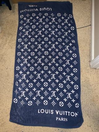 LOUIS VUITTON LV Beach Towel Navy Blue Monogram Auth Rare Pre Owned 6