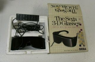The Sega 3 - D Glasses Sega Master System Rare 3d