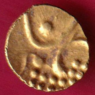 Ancient - South Indian - Gold Fanam - Rare Coin By10