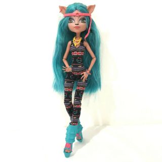 Monster High Doll Isi Dawndancer Brand Boo Rare