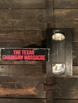 THE TEXAS CHAINSAW MASSACRE VHS HORROR GORE CULT HTF OOP RARE VINTAGE SLASHER 3