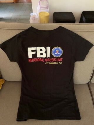 Ultra Rare Collectible Mindhunter Season 2 Crew Set Lighting Fbi T - Shirt