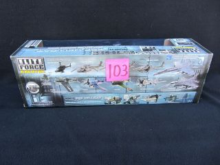 Elite Force BB - US NAVY F6F Hellcat Carrier Fighter RARE 1/18 3