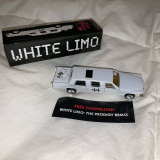 Foo Fighters White Limo Die Cast Car Rare