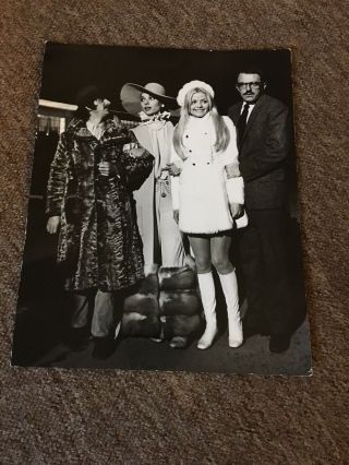 Ringo Starr,  Ewa Aulin,  John Astin - Rare Photo.  The Beatles.  Addams Family