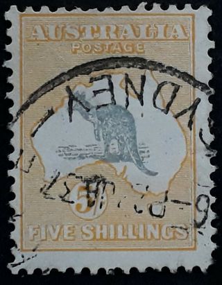 Rare 1932 - Australia 5/ - Grey&yellow Kangaroo Stamp Mccofa Wmk - Curved Tail
