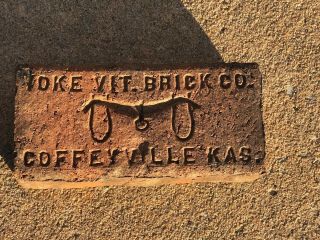 Rare.  Yoke Brick.  With 100 Yr Old Fingerprint Yoke Brick Co.  Coffeyville,  Kansas