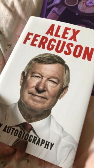 Rare Hand Signed Sir Alex Ferguson Autobiography