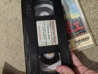Gates of Hell - rare Lucio Fulci Zombie cult gore VHS Paragon 4