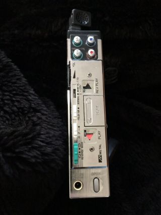 RARE AIWA HS - J600 Cassette Recorder Walkman Collectible 4
