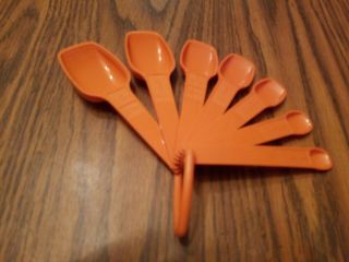 Vintage Tupperware Measuring Spoons Set Of 7 - Includes Rare 1/8 Teaspoon Orange