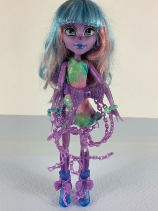 Monster High Doll Haunted Student Spirits River Styxx Rare Complete