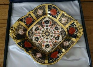 Rare Royal Crown Derby Old Imari 1128 Pattern - " Footed Acorn Dish " - Boxed.