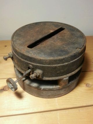 Rare Antique Cast Iron Single Burner Kerosene Camp Stove With Wick.  Tin Fual Tank
