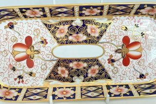 EXTREMELY RARE ROYAL CROWN DERBY 2451 OR TRADITIONAL IMARI SANDWICH TRAY 2