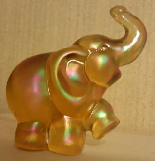 Rare Fenton Elephant Yellow Iridescent Art Glass No Damage Sticker