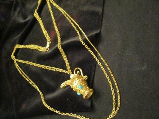 Rare Vintage Florenza And Jeannie Gold Plated Stunning Stone Pitcher 23 " Chain