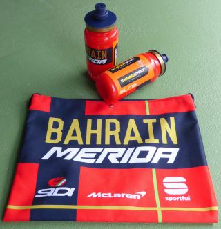 Rare 2019 Team Bahrain Feed Bag Water Bottle Set Tour De France Bidon Musette