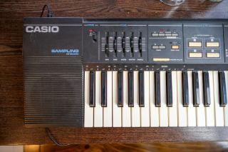 Casio SK - 2100 Vintage Sampling Keyboard,  extremely RARE,  fully (SK - 1) 3