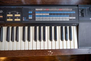 Casio SK - 2100 Vintage Sampling Keyboard,  extremely RARE,  fully (SK - 1) 5