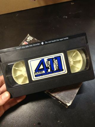 411 vhs skateboard video tape issue 2 rare case has slight wear and tear edges 3