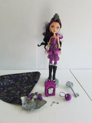 Raven Legacy Day Ever After High Doll 2012 Mattel Stand Handbag Rob Key Rare