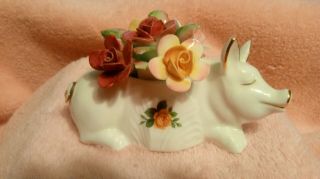 ❤️rare Royal Albert Old Country Roses England Sculpted Flower Posy Pig Figurine❤