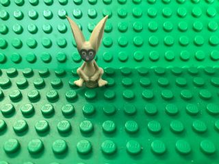 Lego Minifigs - Rare - Avatar The Last Airbender - Momo - Lemur
