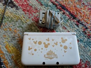 Nintendo 3ds Xl Disney Limited Edition With Charger,  Rare
