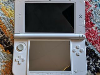 Nintendo 3DS XL Disney Limited Edition with Charger,  Rare 2