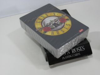 Rare Guns N ' Roses Poker Chips and 1 Deck of Cards in Tin Bravado 2005 5