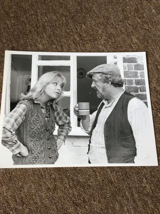 Linda Hayden & Bernard Cribbins - Rare 1981 Press Photo.  The Shillingbury Tales