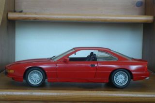 1:18 REVELL BMW 850i E31 Sportscar Coupe OOP RED RARE 850 ci csi in the US VHTF 3