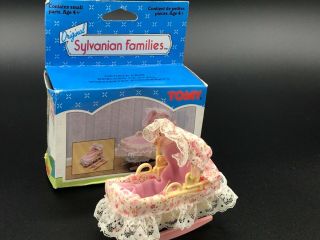 Calico Critters Sylvanian Families Ornate Crib Boxed Tomy VINTAGE RARE 2