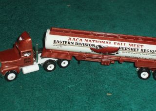 Rare Winross 1/64 Tractor/tanker Commemorative For 1964 1/2 Ford Mustang