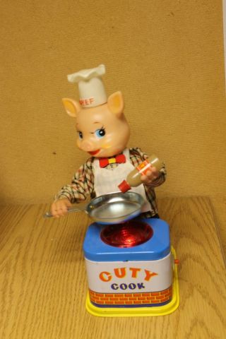 Rare 1950 ' s BATTERY OPERATED PIG CHEF Cuty Cook VINTAGE TIN TOY Hamberger 5
