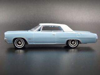 1964 Pontiac Grand Prix Rare 1:64 Scale Collectible Diorama Diecast Model Car