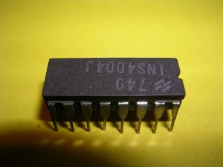 National Semiconductor (NS,  NSC) INS4004J (Intel 4004,  C4004) - Very Rare 2
